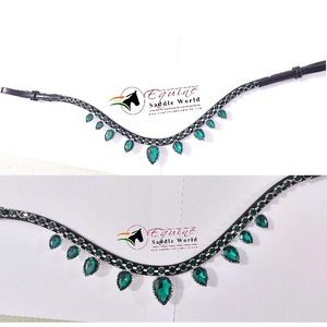 Équipement équestre de luxe de haute qualité cristaux verts suspendus bande de sourcils de cheval avec boucle de ruban adhésif ouvert à l'arrière pour l'équitation - Product Image 3
