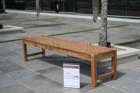 Silla de Banco Minimalista Catalina sin Respaldo, Fabricada en Indonesia con Madera de Teca Sólida, Color Personalizado para Uso en Exteriores y Hoteles