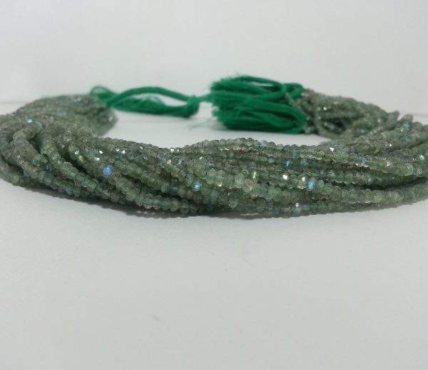 สีเขียว