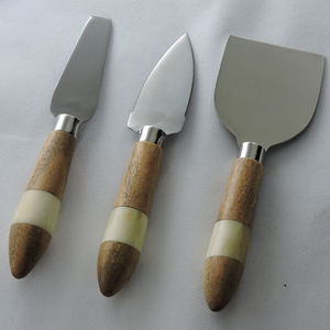3 pièces en résine avec poignée créative et couteaux à fromage en acier inoxydable avec ensemble de couteaux à fromage plaqués argent Outils à fromage - Product Image 3