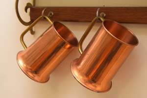 Juego de tazas de mula de cobre puro de alta calidad de 4 piezas con pajita y posavasos Juego de tazas de mula de Moscú con caja de regalo negra - Product Image 3