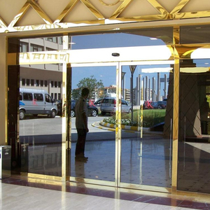 Puerta de Vidrio Antibalas Automática MOTTO con Apertura Lateral Eléctrica para Seguridad en Centros Comerciales - Product Image 1