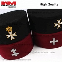 Gorro de Terciopelo de los Caballeros de Malta Masónicos Ingleses con Corona Bordada a Mano