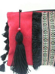 กระเป๋าคลัทช์ฮิปปี้โบฮีเมียนสีแดงพร้อมพู่และพู่สไตล์ชาติพันธุ์ผู้หญิงกระเป๋าถือ - Product Image 4