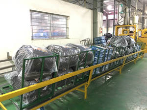 Feuilles de couverture de bâche en plastique PE légères de haute qualité étanches à l'humidité 40-80 GSM Anti-déchirure pour la coupe des exportations - Product Image 5