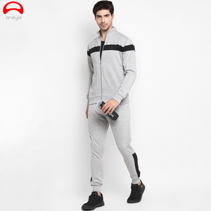 Ensemble de jogging pour hommes, survêtement d'hiver, logo personnalisé, ensemble deux pièces, vente en gros, 2020 - Product Image 2