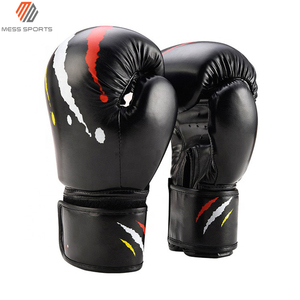 Gants de boxe blancs et noirs avec impression dorée rouge, fermeture Velcro, cuir PU respirant, équipement d'entraînement pour adultes - Product Image 3
