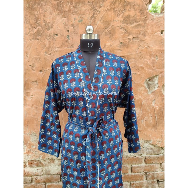 สีน้ำเงิน