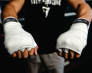 นวมชกมวยแบบพันมือ,ที่พันมือ - Product Image 5