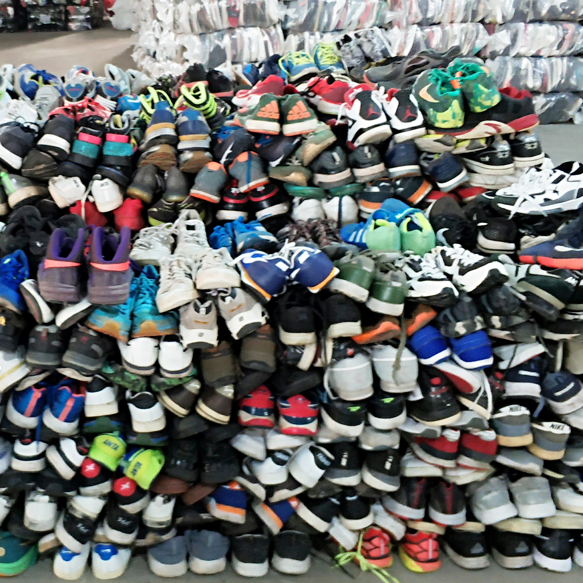 Б/у Мужская Спортивная кожаная обувь, б/у Смешанная обувь