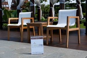 เก้าอี้ไม้กลางแจ้งรุ่น Catalina Ocean ขายดี รุ่น 'Moon Chair' คุณภาพสูงจากอินโดนีเซีย เหมาะสำหรับสวนและห้องนั่งเล่น - Product Image 4