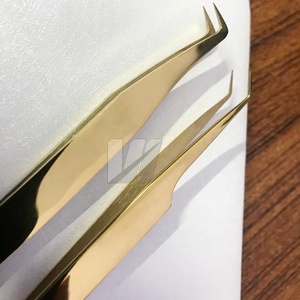 Pinzas de extensión de pestañas de acero inoxidable japonesas sostenibles chapadas en oro de alta calidad con logotipo personalizado y Punta puntiaguda - Product Image 3