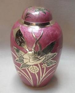 Urnes funéraires métalliques à motif floral, design sculpté, qualité luxueuse et haut de gamme, urne pour cendres d'adultes pour la décoration de la maison - Product Image 5