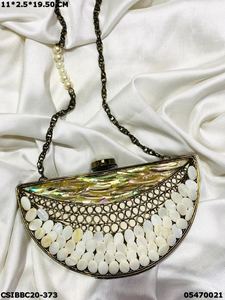 กระเป๋าผ้าคลัทช์ไม้ถูพื้นทำจากทองเหลืองสำหรับออกงานดีไซน์เนอร์สุดพิเศษสำหรับเจ้าสาว - Product Image 3