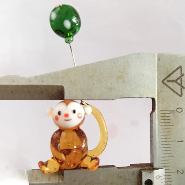 สีน้ำตาล