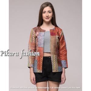 2024 Custom Fancy Ethnic Floral Kantha Bohemian Short Jacket Handmade Women's Casual Winter Coat Woven Sleeves Mini Shirt Top - Product Image 4