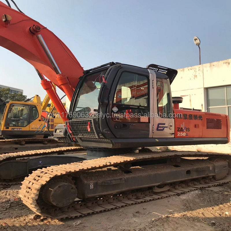 Hitachi ZX250 Crawler Excavator - High Efficiency & Durability