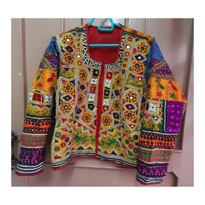 Chaquetas Banjara de tela reciclada Vintage, bordadas a mano, estilo bohemio - Product Image 1