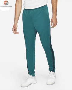 เสื้อฮู้ดดี้กีฬาผ้าโพลีเอสเตอร์ผสมคอตตอนสำหรับผู้ชาย MESS SPORTS แห้งเร็ว รุ่นใหม่ปี 2024 ราคาถูก ขายส่ง รับทำโลโก้ตามสั่ง ชุดวอร์มสำหรับออกกำลังกายในฤดูหนาว - Product Image 3