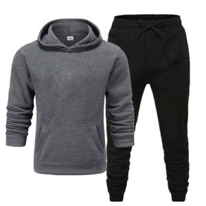 Ensemble de survêtement de jogging pour l'entraînement sportif : sweats à capuche courts et pantalons de jogging - Product Image 3