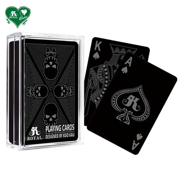 Carte da gioco da Poker con design grafico teschio con vernice speciale in plastica nera