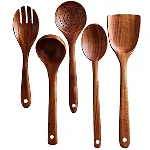 Деревянная посуда, деревянная ложка, деревянная вилка, латунная вилка и ложка, деревянные и металлические кухонные принадлежности