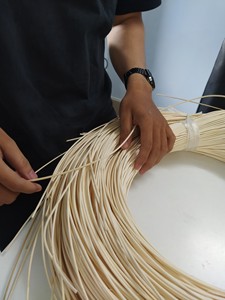 Noyau de rotin rond du Vietnam 100% Matériau naturel Noyau de rotin rond Peel Sangle pour la fabrication de meubles ou d'artisanat - Product Image 3