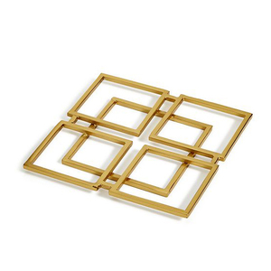 Dessous de plat en métal moulé éléphant doré avec pieds en caoutchouc pour plats chauds - Product Image 2