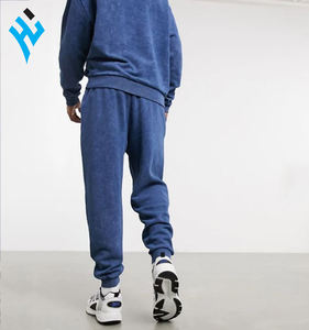 Chándal deportivo de alta calidad para hombre, prenda de chándal personalizada de entrenamiento, con forro polar, ajustada, con etiqueta personalizada, para invierno - Product Image 2