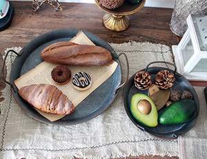 Plateau de service rectangulaire unique en métal galvanisé noir Design élégant Présentoir de petit déjeuner parfait Pièce de service élégante - Product Image 6