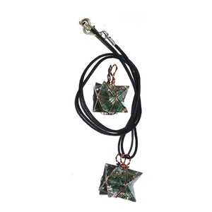 Pendentif enroulé en pierre de sang Orgone Merkaba, 1 pièce, vente en ligne - Product Image 1