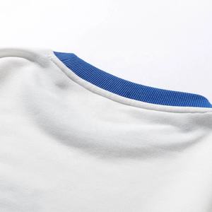 เสื้อสเวตเตอร์คอกลมสวมหัวแขนยาวโอเวอร์ไซส์สำหรับผู้ชายเสื้อออกกำลังแบบคลาสสิกเสื้อยืดถักปักลายด้านข้าง - Product Image 4