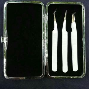 Ensemble de pinces à épiler d'extension de cils enduites blanches de précision outils à pointe pointue pour les artistes de cils - Product Image 1