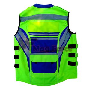 Gilet de sécurité unisexe léger et durable en maille polyester, jaune haute visibilité, réfléchissant pour la sécurité routière, avec logo personnalisé et taille ajustable - Product Image 4