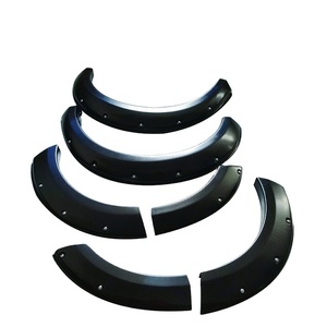 Meilleures ventes Garde-boue de voiture en plastique ABS pour Pajero Sport 2015+ Garniture de passage de roue de voiture 4x4 Garde-boue de roue - Product Image 1