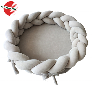 Doux en peluche chat <span class=keywords><strong>lit</strong></span> confortable <span class=keywords><strong>lit</strong></span> <span class=keywords><strong>de</strong></span> chien chaud rose torsion <span class=keywords><strong>tresse</strong></span> ronde nid pour animaux <span class=keywords><strong>de</strong></span> compagnie - Product Image 2