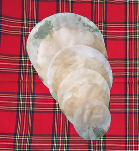 Cabeza de tambor original Piel de cabeza de tambor negra. Tambor de percusión de madera de pandereta de mano para adultos de varios tamaños al mejor precio al por mayor. - Product Image 4