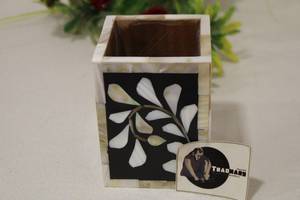 Porte-stylo incrusté de nacre en résine noire avec porte-stylo de bureau Design Leaf Fabricant de Tradnary Sambhal India - Product Image 3