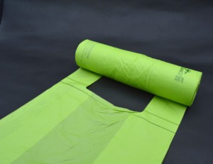 Bolsas biodegradables para camisetas impresas con logotipo personalizado en rollo, bolsas de compras de supermercado PLA compostables de gran tamaño, impresión en huecograbado - Product Image 3