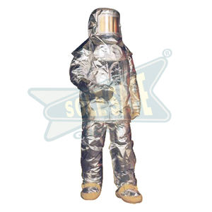 Combinaisons de pompier aluminisées ProximitySuit pour la protection contre l'incendie - Product Image 1