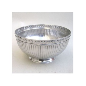 Cuenco de Metal con estilo para servir frutas, decoración de color dorado, diseño moderno, para casa, Hotel, restaurante, ensalada - Product Image 6