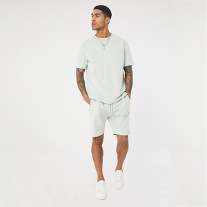 Venta al por mayor baratos personalizados hombres camisas de manga corta y pantalones cortos chándal conjuntos de gemelos para la venta - Product Image 1