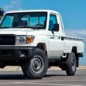 Utilizado para camioneta 4x4 AWD Diesel Manual 4.2L cuero oscuro R18 - Product Image 2