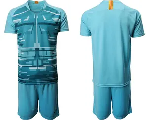 2021 garçons personnalisé maillot de football uniforme ensemble nouveau Design équipe imprimé T-Shirt et Shorts usine directe en gros vêtements de Football