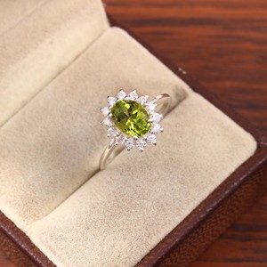 Anillo de Plata de Ley 925 con Diseño Floral Vintage, Ovalado, con Peridoto Verde, para Compromiso, Boda, Cóctel, para Mujer, Engaste de Bisel, Apilable - Product Image 3