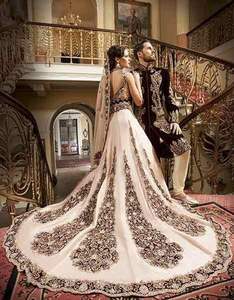 Acetato Lehenga Choli para mujer ATIYA LIBAS con bordado Zardozi pesado para bodas indias y paquistaníes - Product Image 1