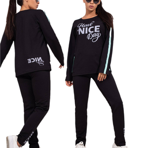 Conjuntos deportivos casuales al por mayor para mujer, con cremallera y diseño de empalme, personalizados, de 2 piezas. - Product Image 6