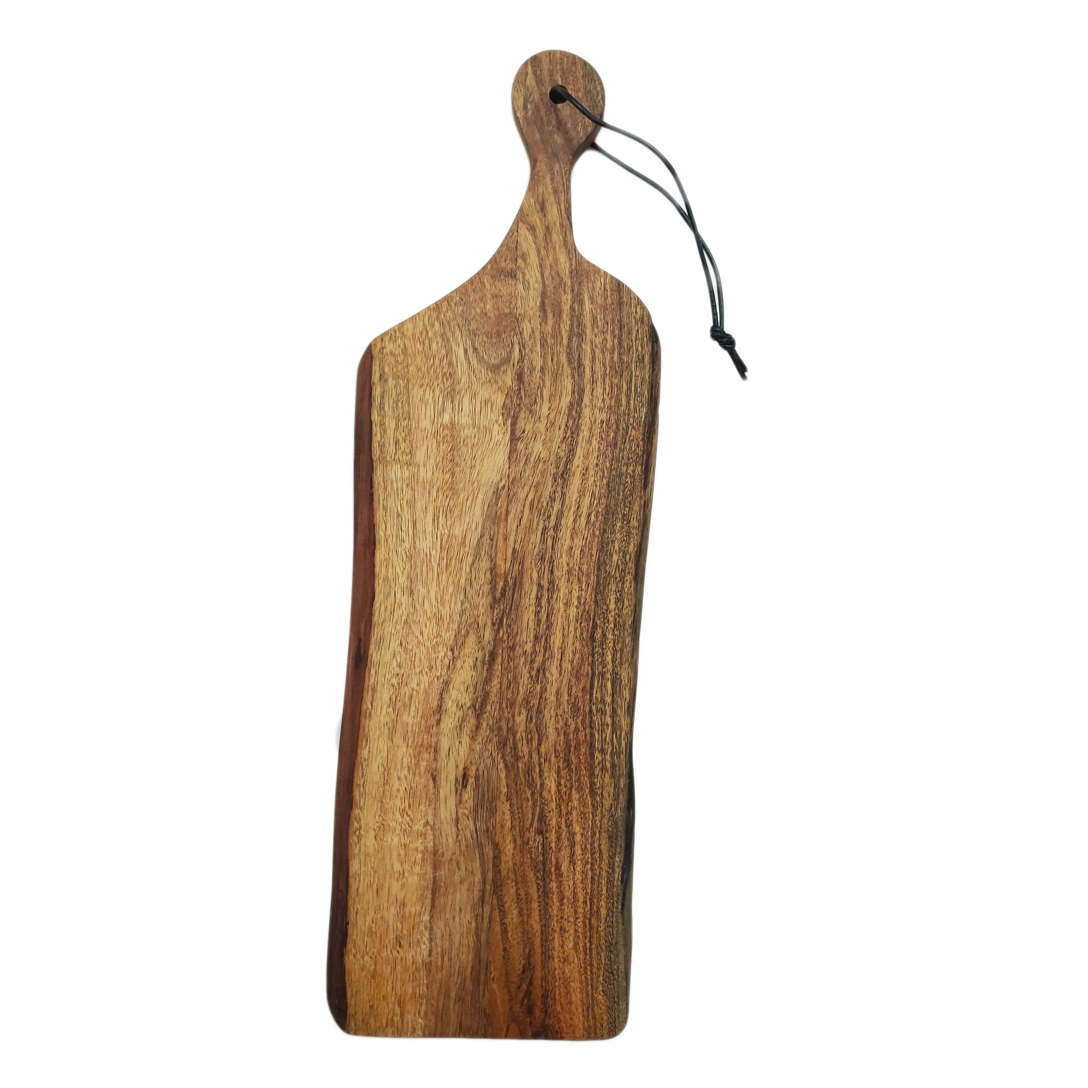 बबूल की लकड़ी काट बोर्ड रसोई के उपयोग के लिए संभाल के साथ आयत आकार दस्तकारी तेल से सना हुआ खत्म दीवार फांसी लकड़ी काटने बोर्ड