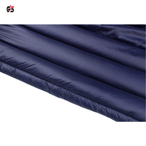 Doudounes Premium de haute qualité pour hommes pour la saison d'hiver Fermeture éclair à capuche Logo personnalisé Impression Patch en caoutchouc Service OEM - Product Image 6