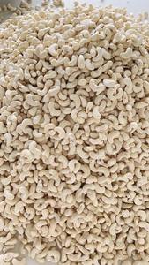 เม็ดมะม่วงหิมพานต์อบแห้งคุณภาพสูง 500 กรัม บรรจุภัณฑ์สุญญากาศ เกรด W180-W450 - Product Image 3